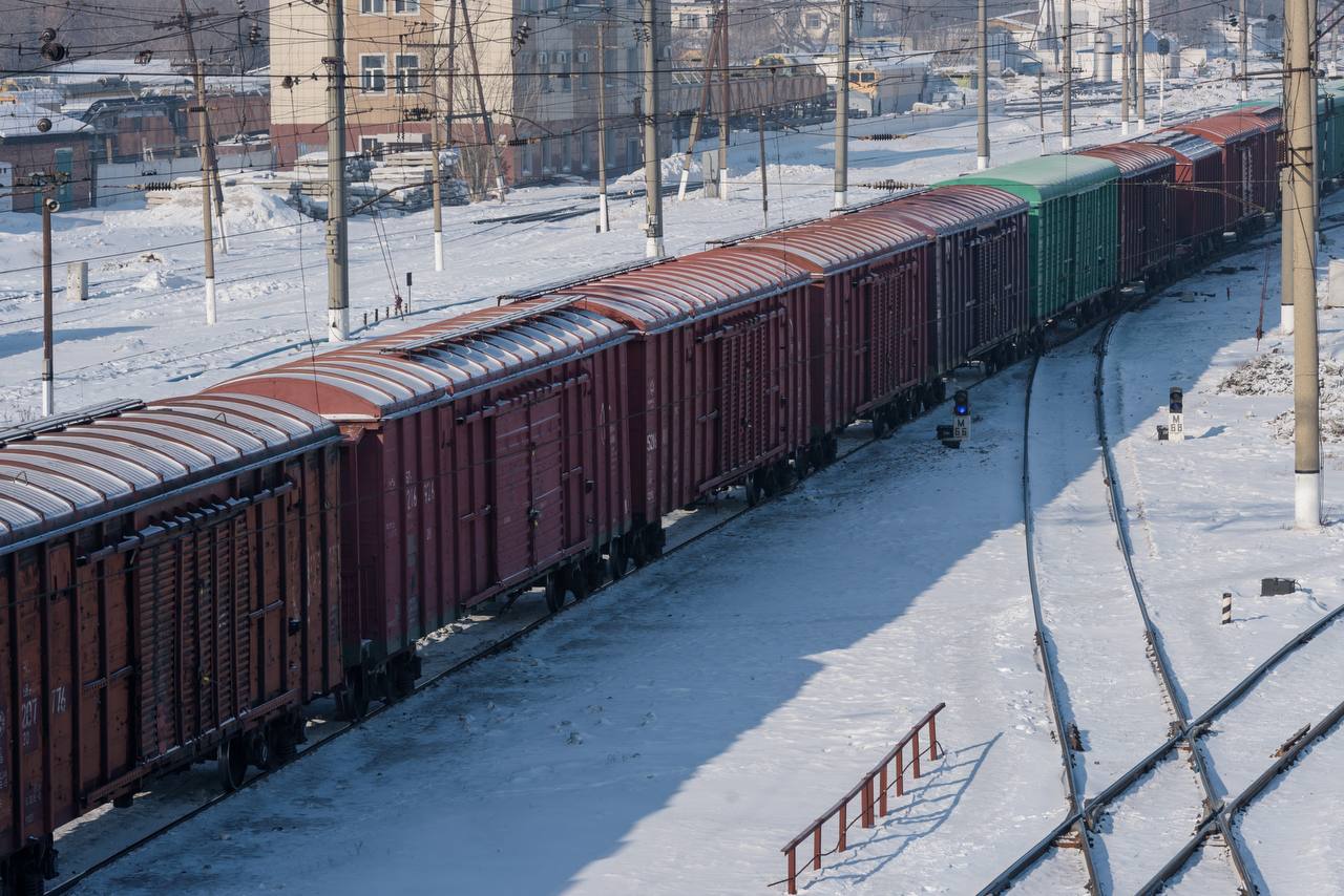 Талдықорғанда жеке кірме жолда вагондар рельстен шықты