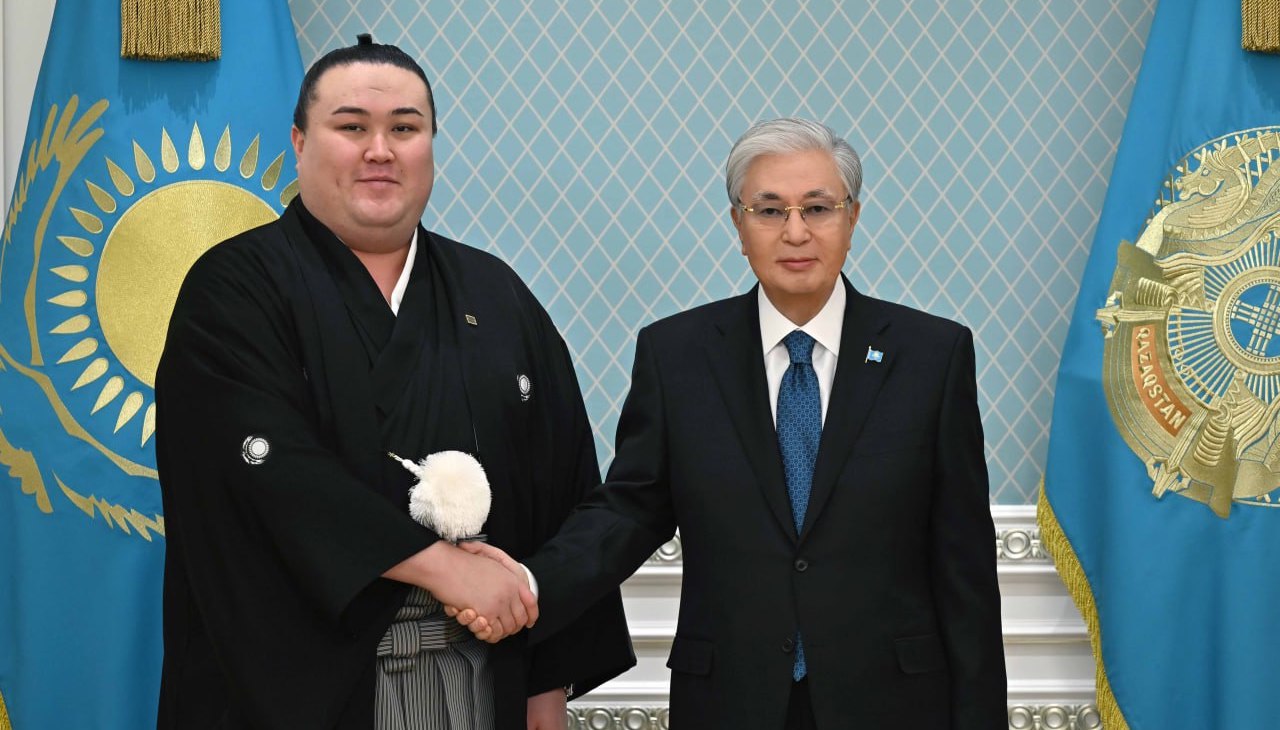 Мемлекет басшысы сумошы Ерсін Балтағұлды қабылдады 
