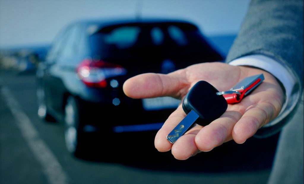 Астаналық тұрғын шетелден автокөлік алдырам деп 16 млн теңгесінен айырылды