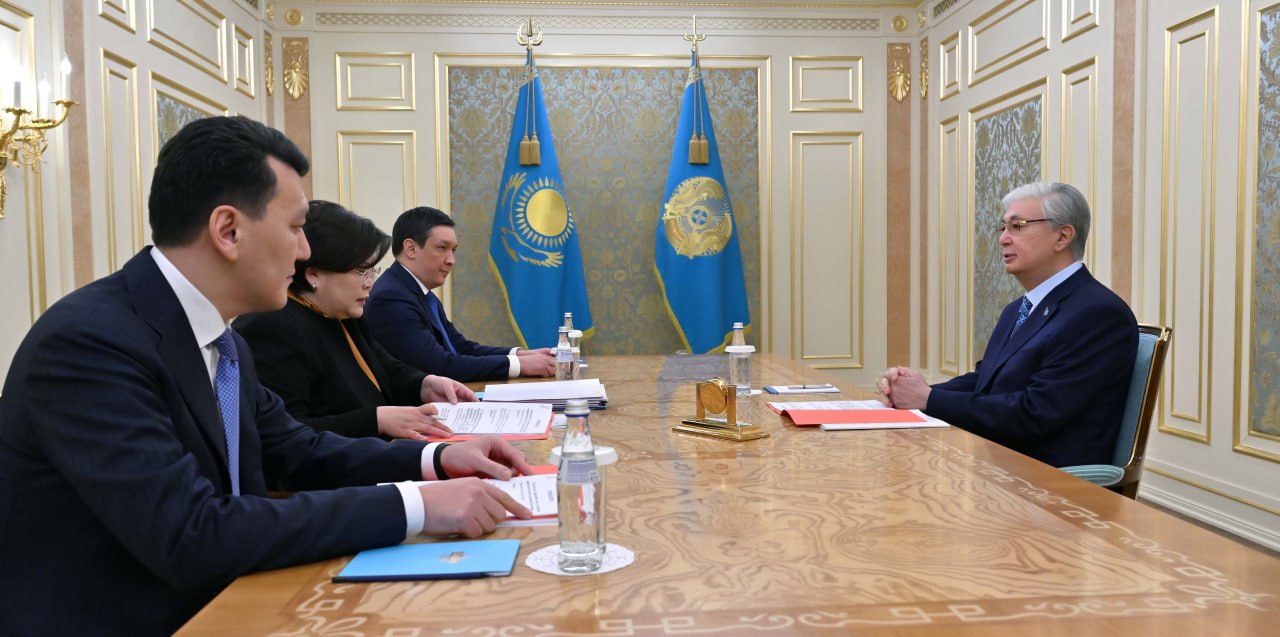 Токаев поручил анализировать все поступающие предложения в проект новой Конституции