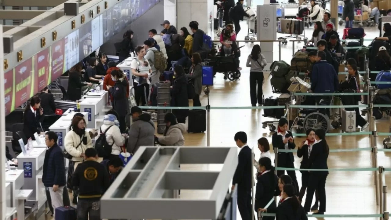 Полиция сорвала эвтаназию: остановила 60-летнего мужчину в аэропорту