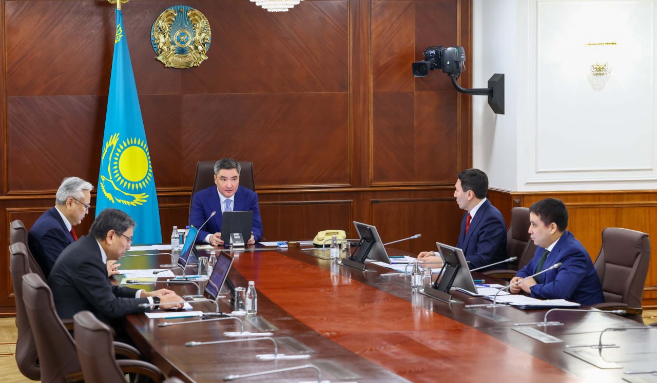 Олжас Бектенов &laquo;Самұрық-Қазына&raquo; директорлар кеңесінің отырысын өткізді