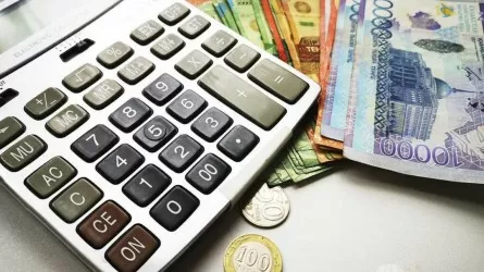 Откуда в счетах казахстанцев огромные суммы, объяснили в КРЕМ  