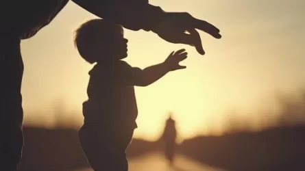 2 миллиона за детей: отцовский капитал обсуждают в России 