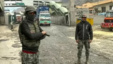 Пакистан нанес авиаудары по Кабулу