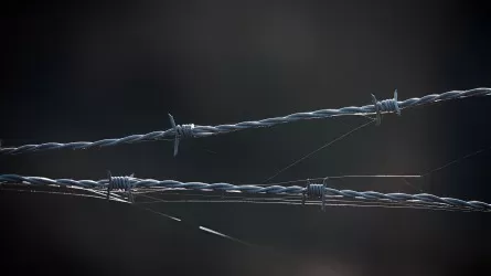 В Астане мужчину арестовали за приставание в лифте 