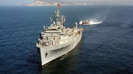 США уничтожили судно с наркотиками в океане: есть жертвы 