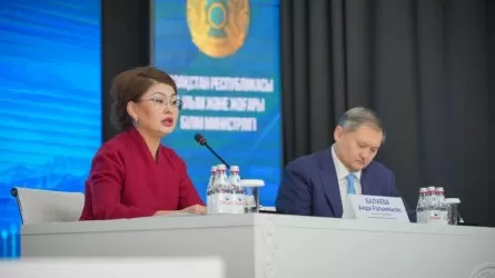 Аиде Балаевой представили более 40 казахстанских научных проектов