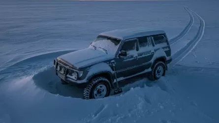 Пропали без следа: под Бейнеу развернули ночную охоту за &laquo;замолчавшим&raquo; внедорожником