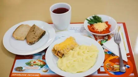 До 80% уходит в мусор: школьное меню в СКО стало несъедаемым