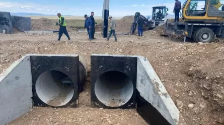 Дамбы, каналы и арыки: как регионы встречают паводок 