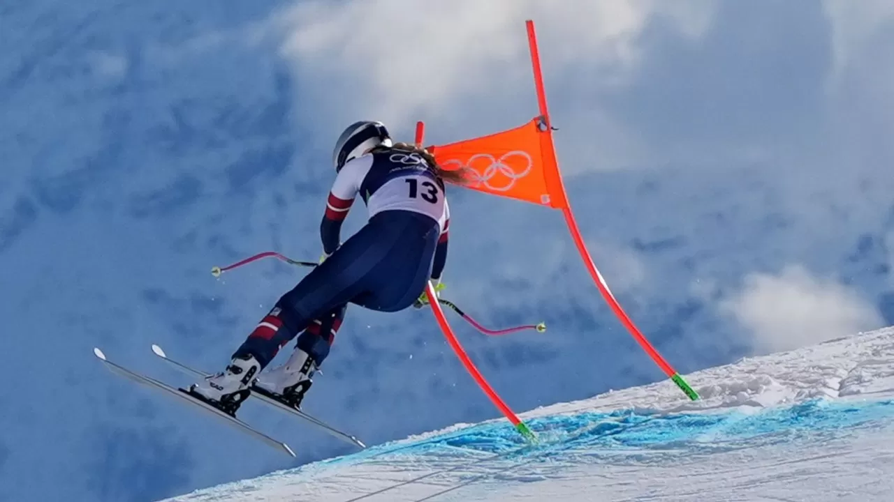 Легендарная горнолыжница перенесла операцию после падения на Олимпиаде-2026