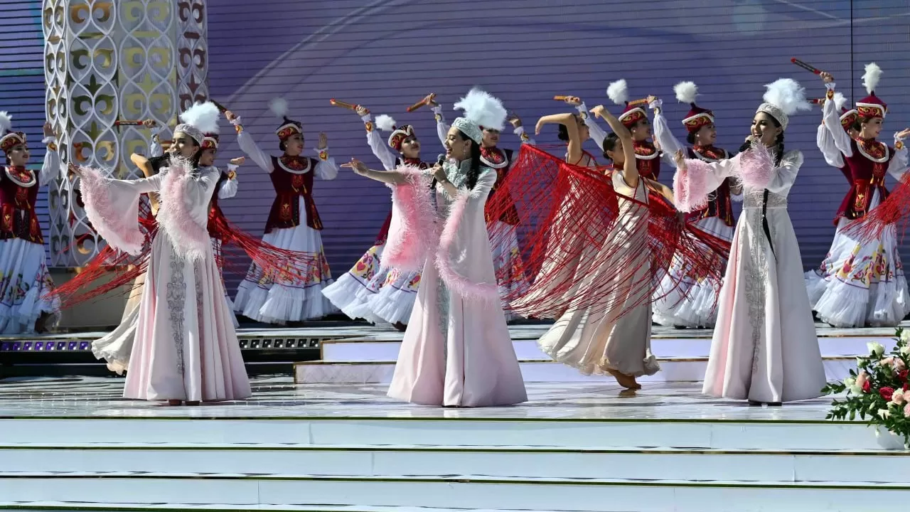 Президент Казахстана получает поздравления по случаю праздника Наурыз 