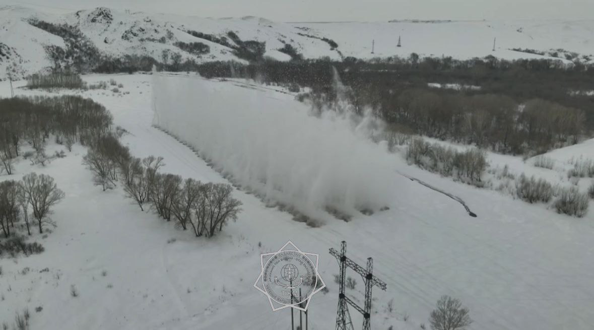 Су тасқынының алдын алу: Қостанайда мұз жару жұмыстары жүргізілді