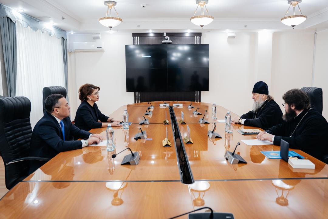 Аида Балаева Қазақстандағы Православ шіркеуінің басшысы митрополит Александрмен кездесті   