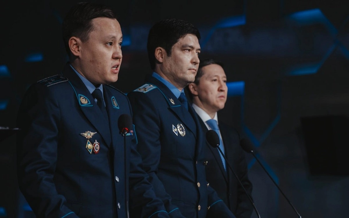 Полиция қызметкерлері дауыс беру залдарында болмайды &ndash; Шыңғыс Әлекешев