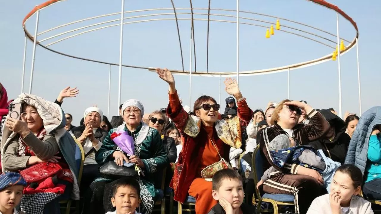 Алматинский шанырак-великан: в парке Первого президента зафиксирован мировой рекорд