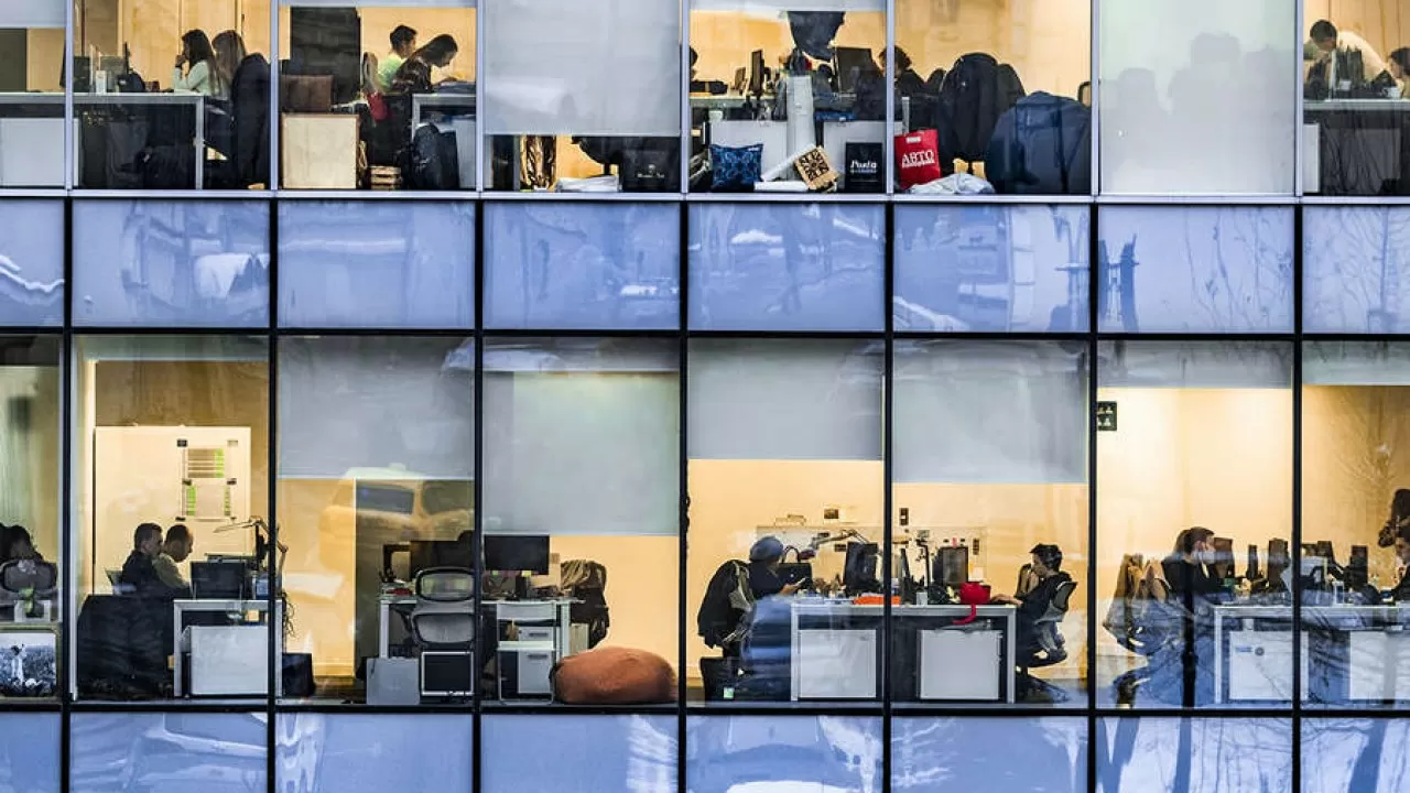 6-дневную рабочую неделю могут ввести в соседней стране? 