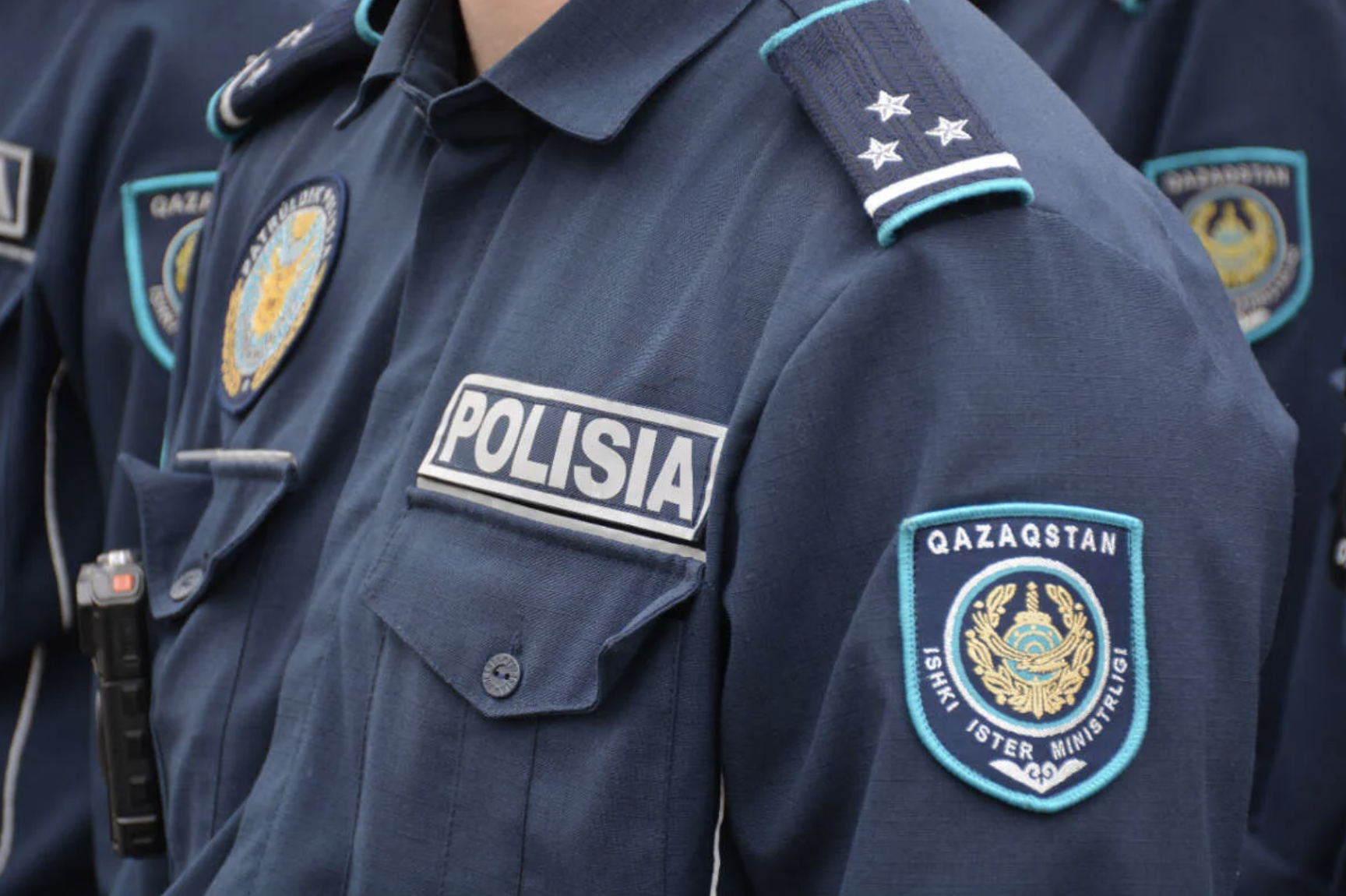 Алматы облысында бір топ жігіт төбелесіп, полиция аспанға оқ атты 