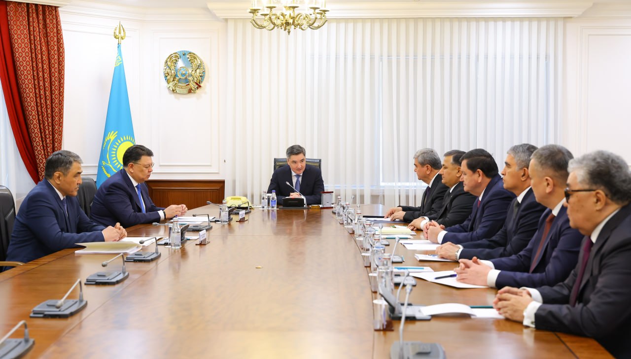 Олжас Бектенов Халықаралық Аралды құтқару қорының басқарма мүшелерімен кездесті