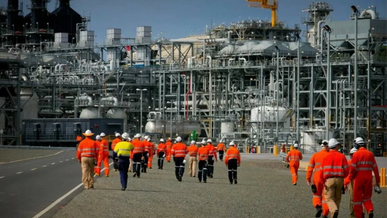 Циклон Нарелле парализовал СПГ-гигантов Австралии