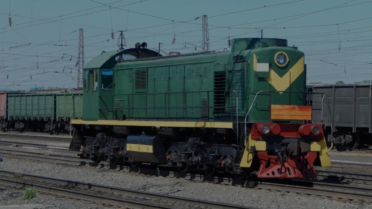 Жамбыл облысындағы стансада 2 локомотив соқтығысты