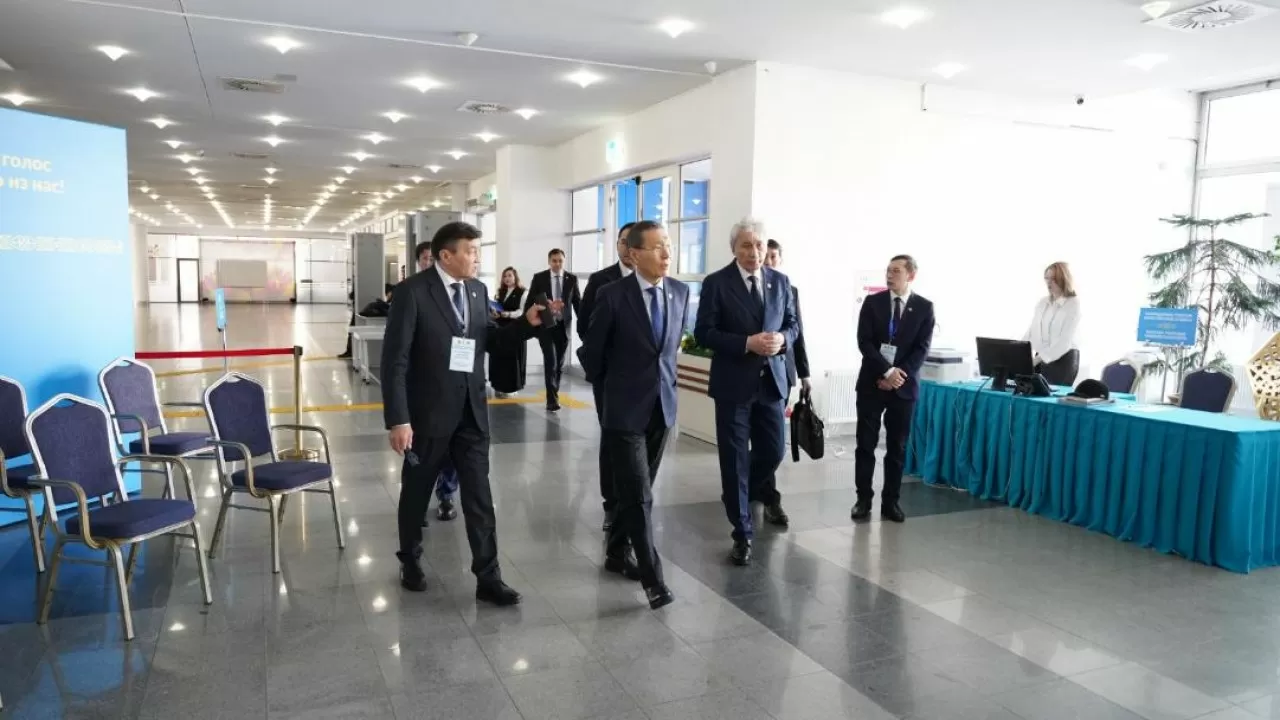 Как участковые комиссии Астаны готовятся к референдуму  