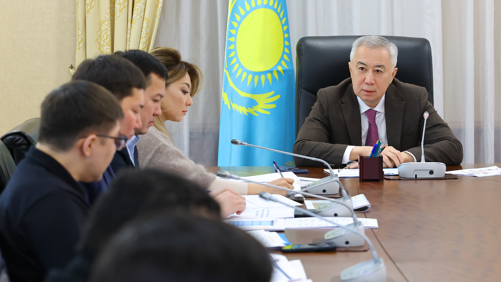 ЖИ әлеуметтік маңызы бар азық-түлік өнімдерін сату кезінде тиімсіз делдалдарды анықтауға көмектеседі