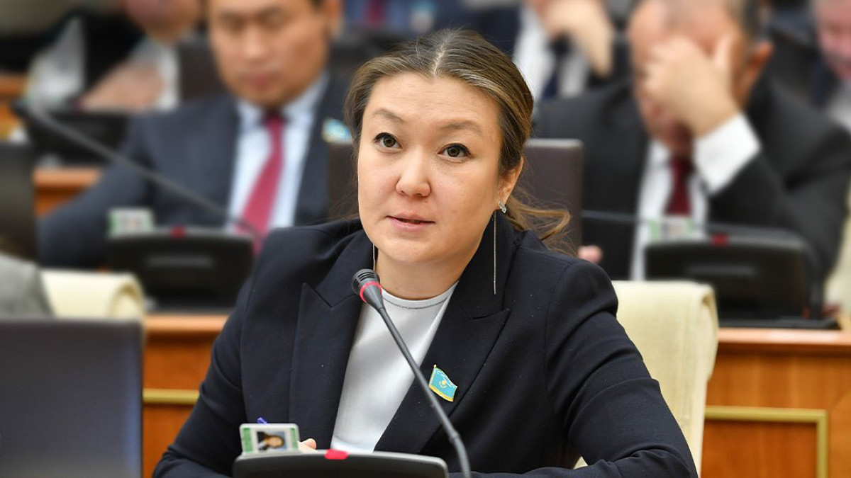 Динара Зәкиева Ирандағы мектепке жасалған шабуылға қатысты пікір білдірді