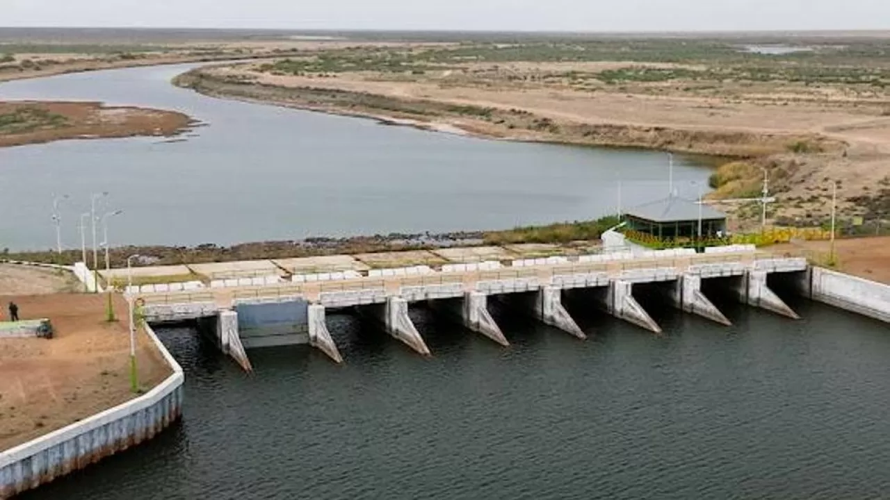 Казахстан запускает новый проект спасения Арала 