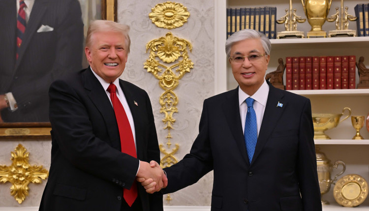 Қасым-Жомарт Тоқаевтың атына Дональд Трамптан хат келді