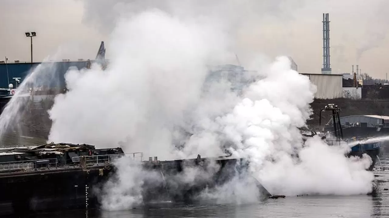 У берегов ОАЭ атакован танкер Al-Salmi  