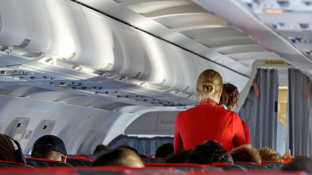 МИД составил перечень казахстанцев, кого в первую очередь эвакуируют из Дубая 