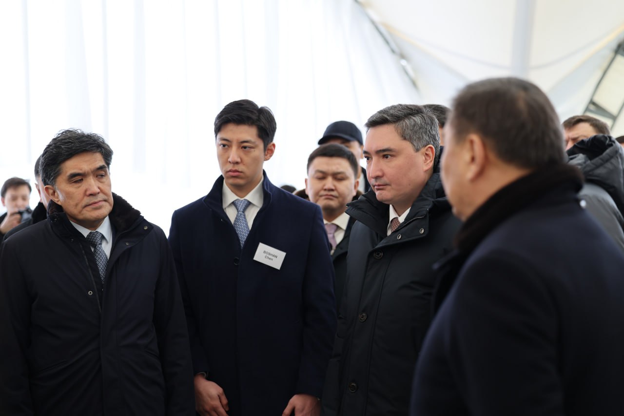 Олжас Бектенов Көкшетауда ЖЭО салу барысын тексерді