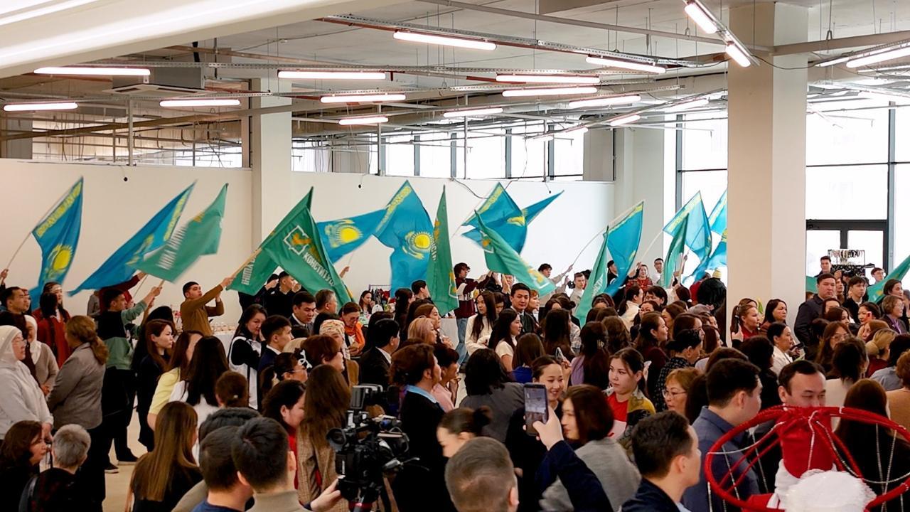 Казахстанские женщины поддержали новую Конституцию  