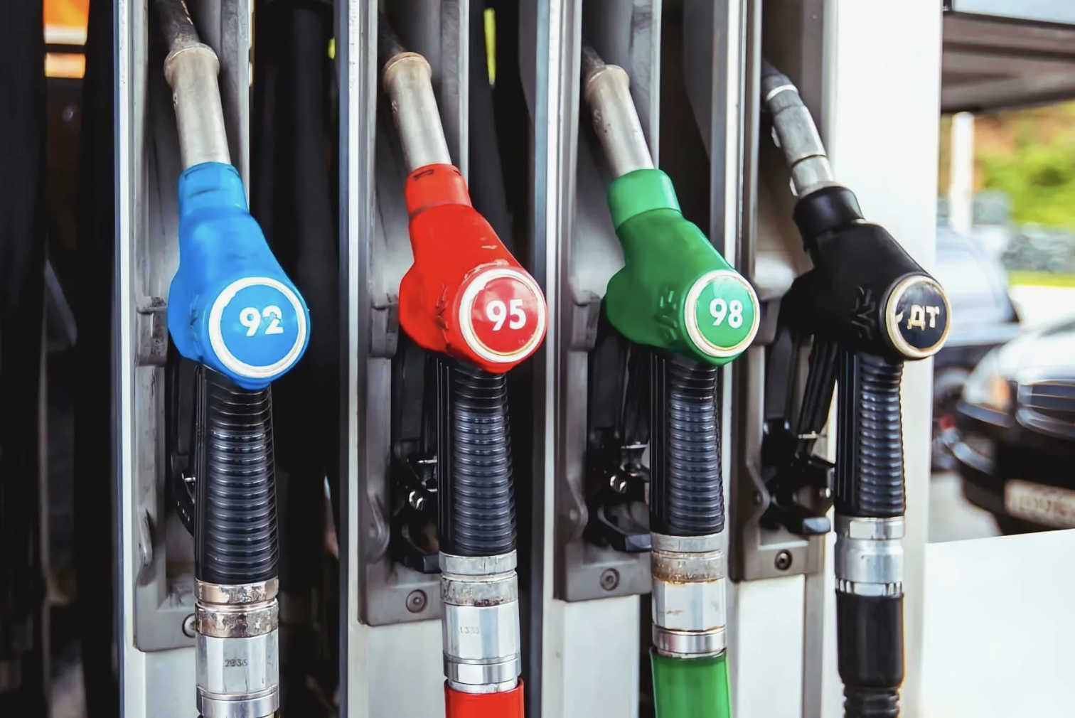 Мұнай бағасының құбылуына байланысты елде бензин қымбаттай ма?