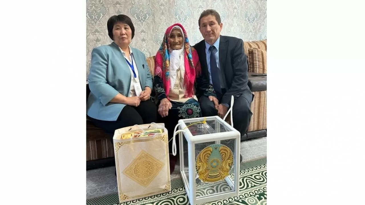 Самая пожилая жительница страны в возрасте 116 лет проголосовала