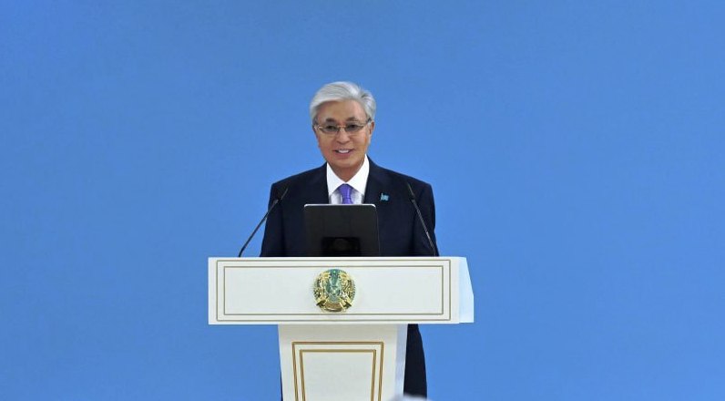 Токаев поздравил казахстанцев с праздником Ораза айт
