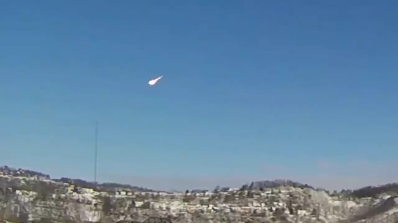 Семитонный метеорит взорвался в небе над штатом Огайо  