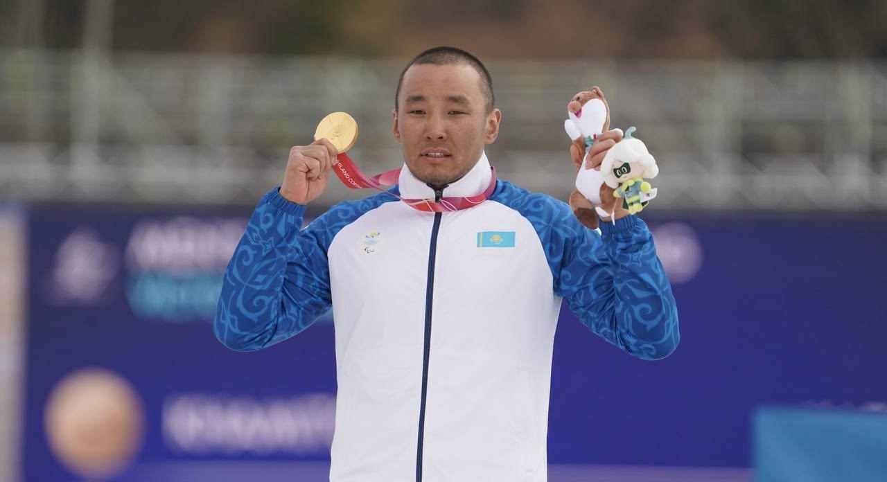 Қысқы Паралимпиада ойындарының чемпионы Ербол Хамитов Қазақстанға оралды