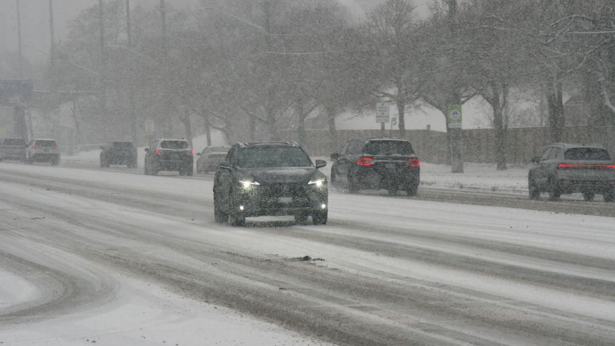 Ақтөбе &ndash; Қарабұтақ тасжолында көлік қозғалысына уақытша шектеу енгізілді