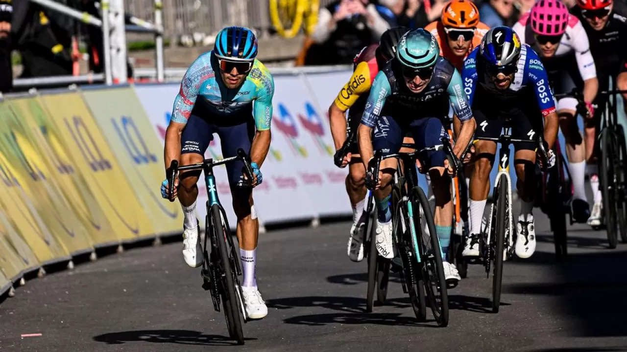 Гонщик XDS Astana Team стал третьим на этапе Париж-Ницца