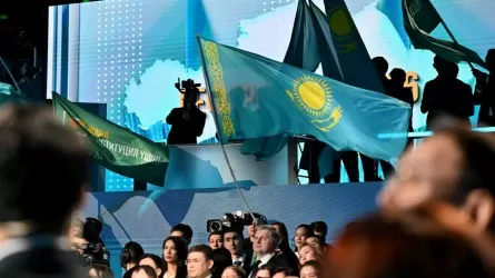 Отныне 15 марта будет отмечаться как День Конституции 