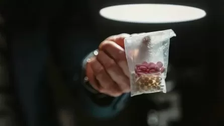 Сотни студентов наблюдали за судом над наркоторговцами в Казахстане 