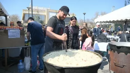 В Шымкенте определили авторов лучшего плова и самой сочной самсы