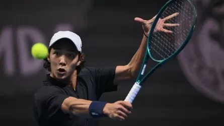 Омарханов начал путь к очередному титулу ITF в Тунисе