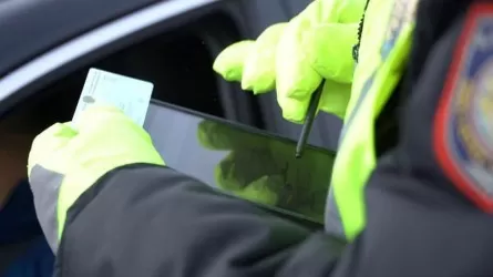 В Казахстане хотят списать автоштрафы 
