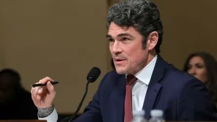 Глава контртеррористического центра США подал в отставку 