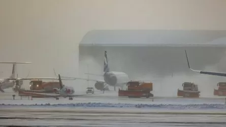 В аэропорту Астаны отменяют и задерживают рейсы 