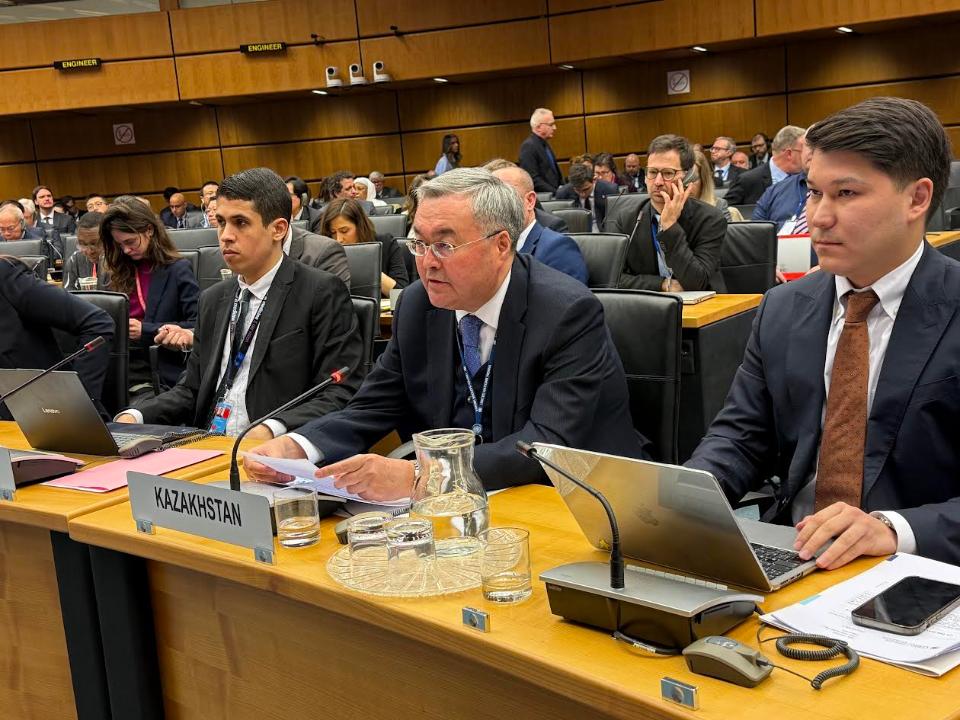 Қазақстан ядролық державалар арасындағы диалогты қайта жандандыруға шақырды